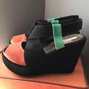 Black, Coral & Sea Green Sandal Wedges NWOT